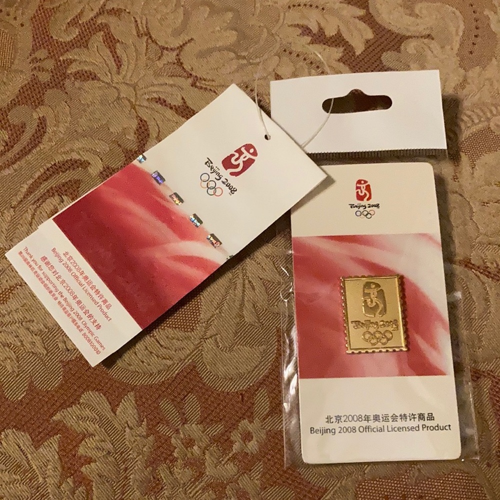 NWT Beijing 2008 Olympics commemorative pin.